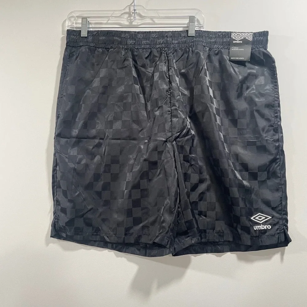 Umbro Mens Black Checkered Jacquard Soccer Shorts XL 7 Inch‎ Inseam Mid Rise NEW